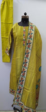 Load image into Gallery viewer, Taser Silk Kurti Set
