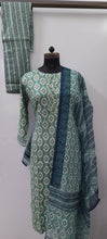 Load image into Gallery viewer, Kurti Set With Dupatta
