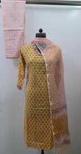 Load image into Gallery viewer, Full Kurti Dupatta set
