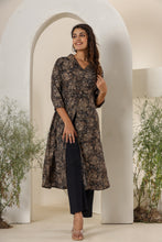 Load image into Gallery viewer, A line Kurti &amp; Pant Set
