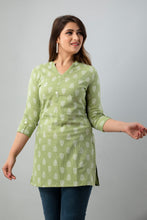 Load image into Gallery viewer, Printed Short Kurti
