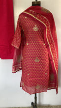 Load image into Gallery viewer, Red Chanderi Full Set with Pita Work
