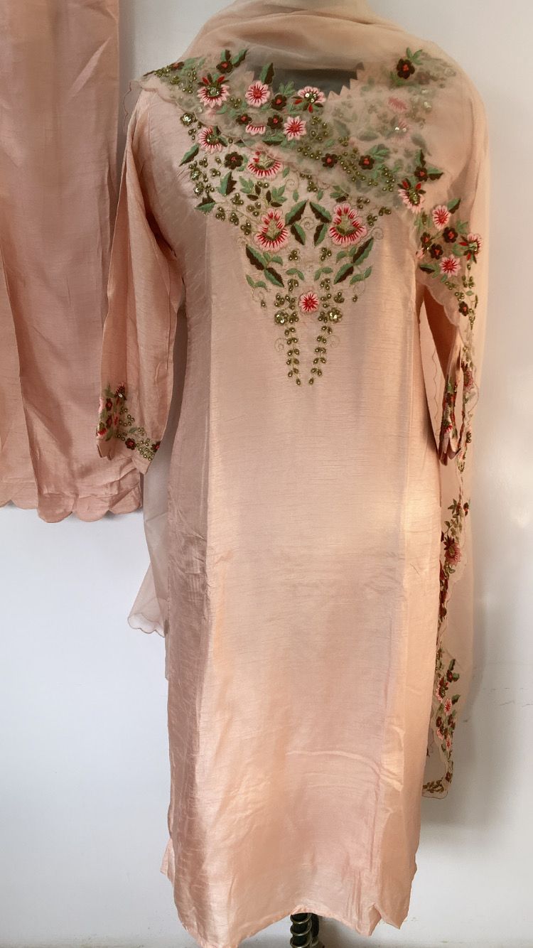 Dola Silk Full Set with Neckline Embroidery