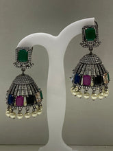 Load image into Gallery viewer, Zircon Earrings
