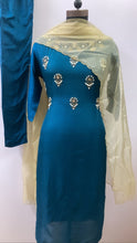 Load image into Gallery viewer, Royal Blue Dola Silk Full Set
