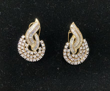 Load image into Gallery viewer, Zircon Earrings
