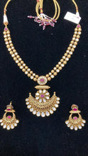 Load image into Gallery viewer, Kundan Jewelry Set
